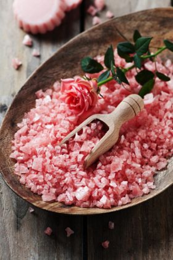 Make it Your Ritual to Soak in a Salt Bath weekly